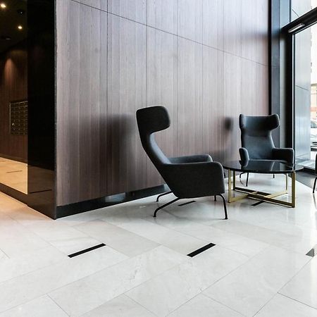Chic & Luxury Apartment By Mennica Residence Warschau Buitenkant foto