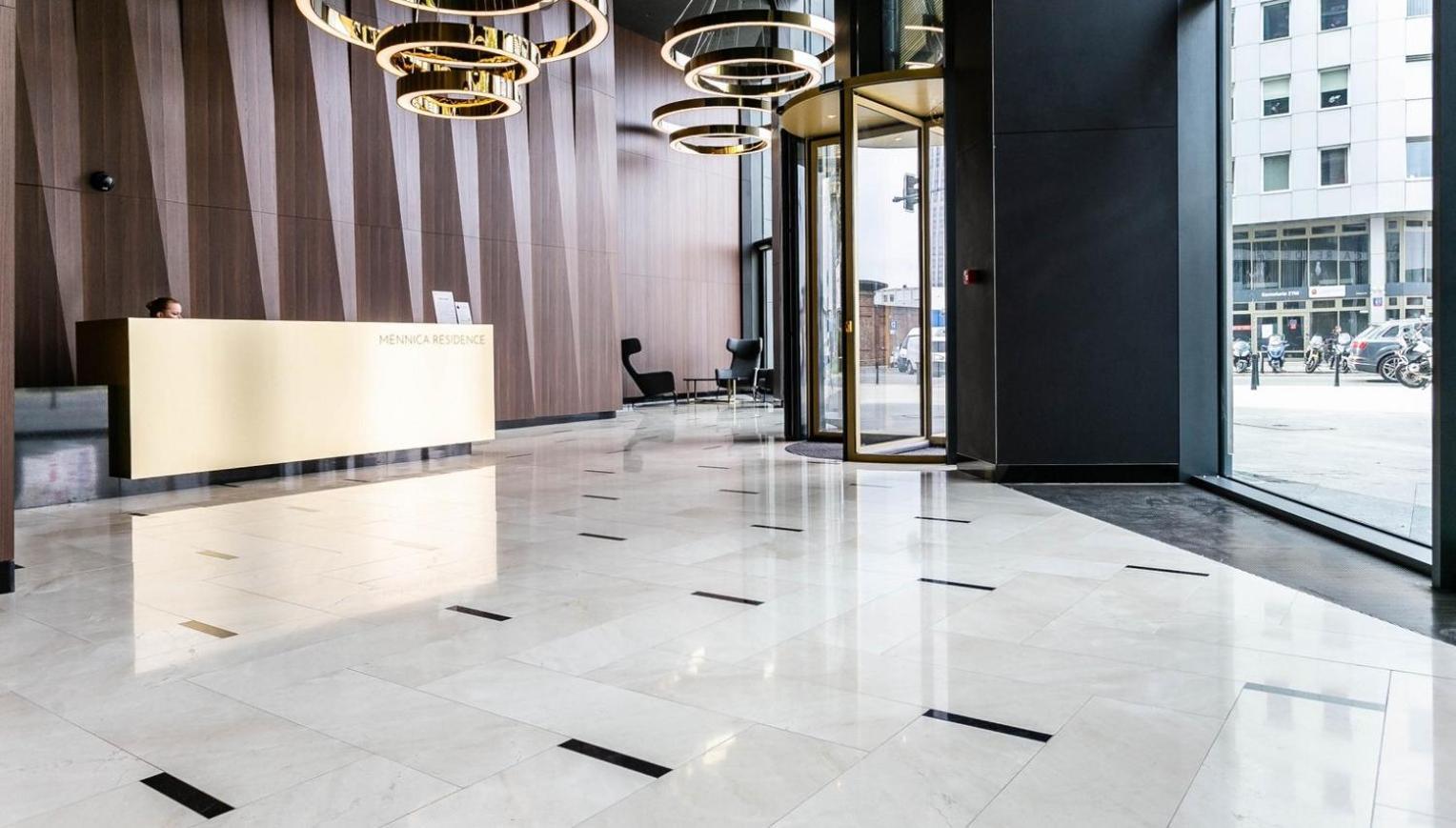 Chic & Luxury Apartment By Mennica Residence Warschau Buitenkant foto