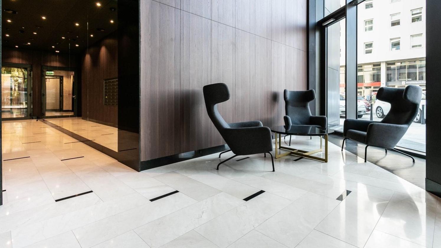 Chic & Luxury Apartment By Mennica Residence Warschau Buitenkant foto